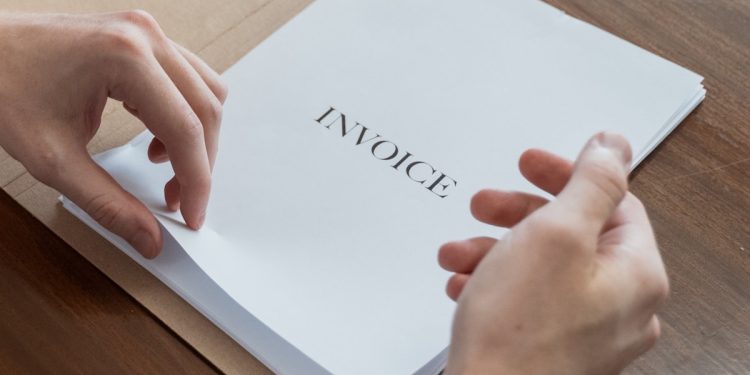 What should be on a VAT invoice?